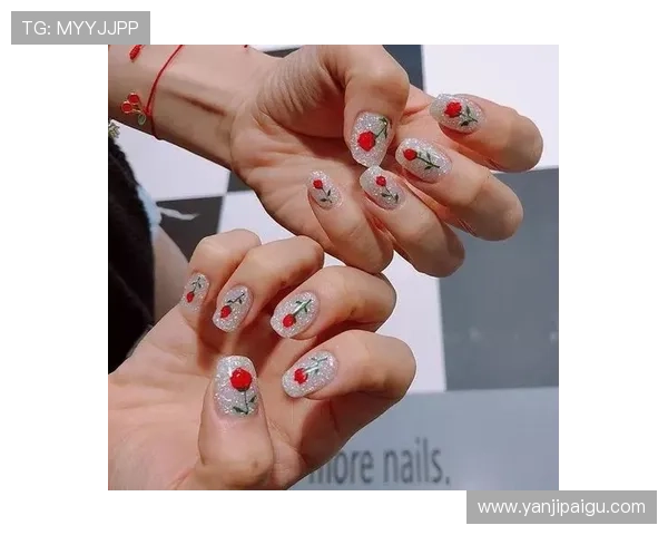 足球明星们的美甲风潮揭秘时尚与运动的完美结合 足球明星们的美甲风潮揭秘时尚与运动的完美结合
